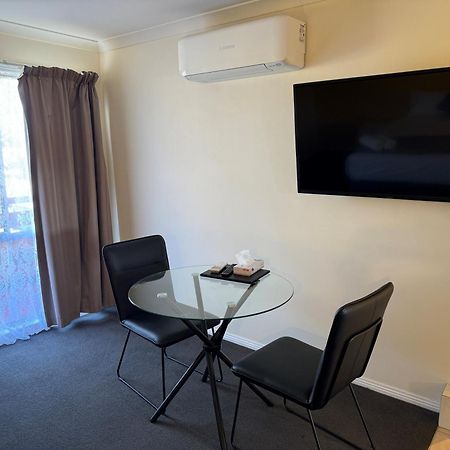 Mid City Plantation Motel Mildura Bagian luar foto