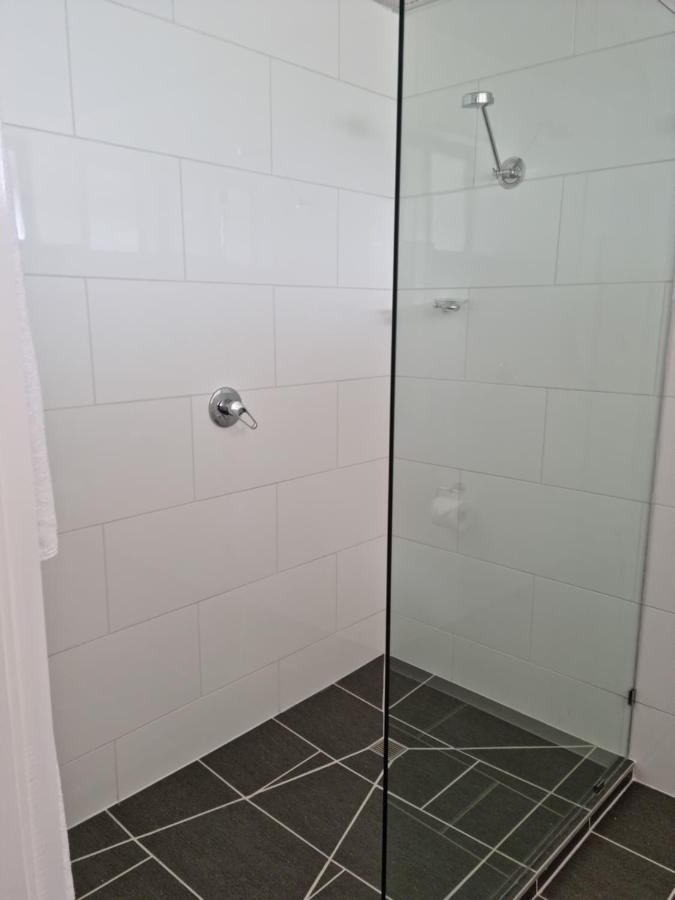 Mid City Plantation Motel Mildura Bagian luar foto