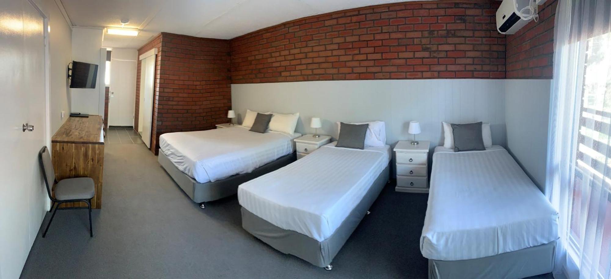 Mid City Plantation Motel Mildura Bagian luar foto