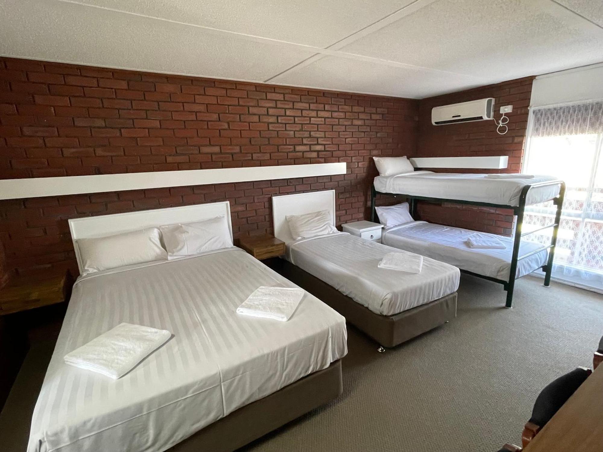 Mid City Plantation Motel Mildura Bagian luar foto