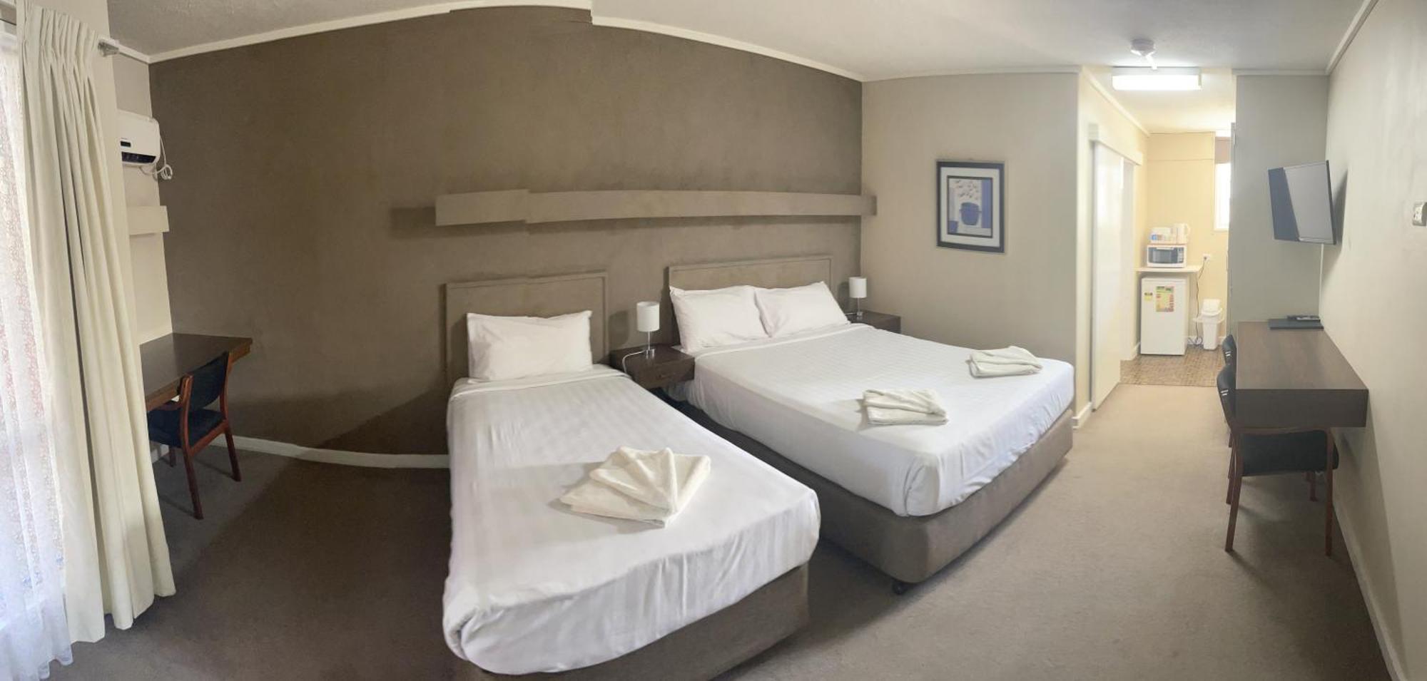 Mid City Plantation Motel Mildura Bagian luar foto