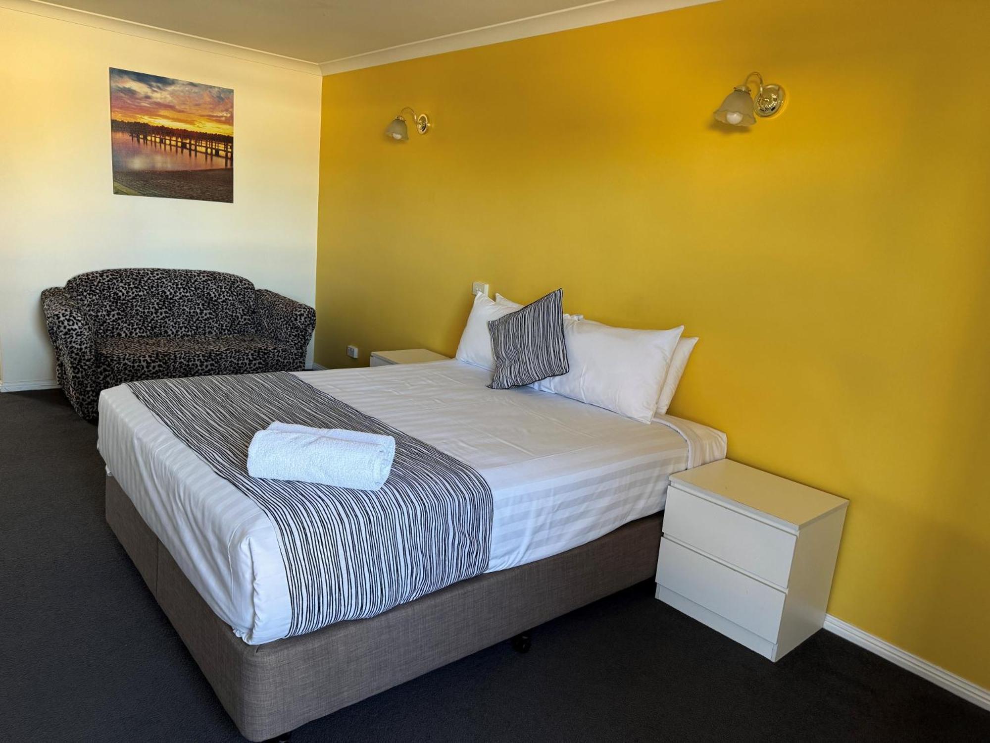 Mid City Plantation Motel Mildura Bagian luar foto