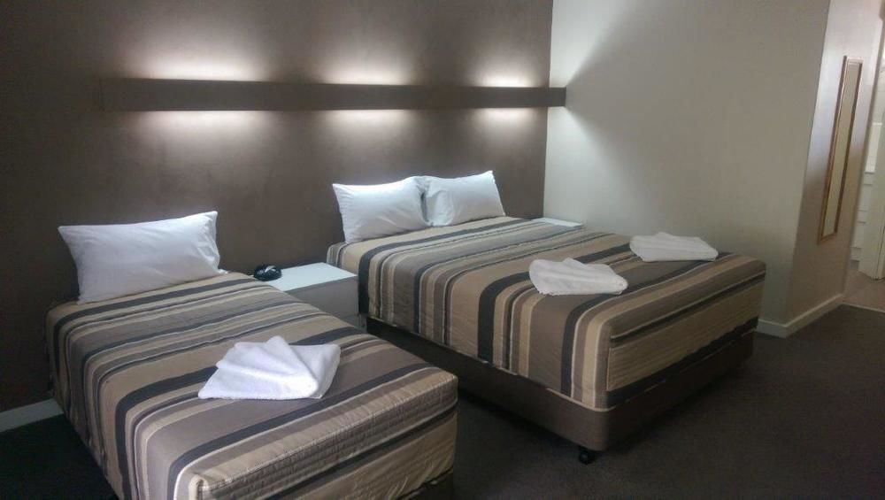 Mid City Plantation Motel Mildura Bagian luar foto