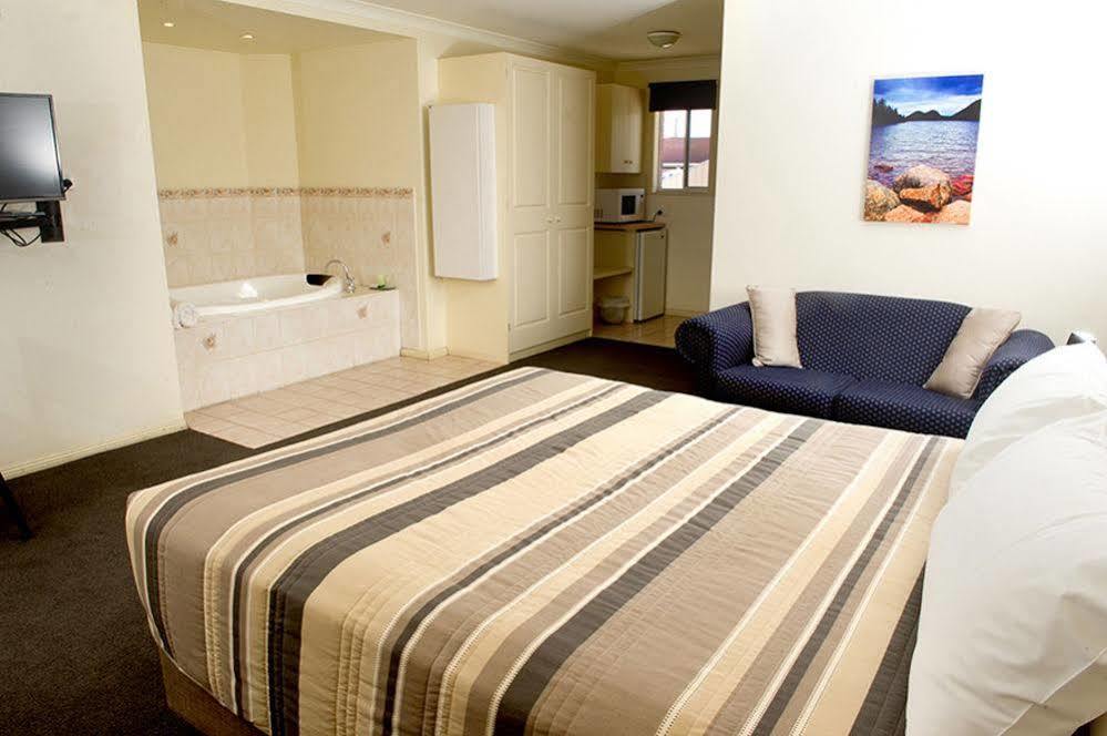 Mid City Plantation Motel Mildura Bagian luar foto